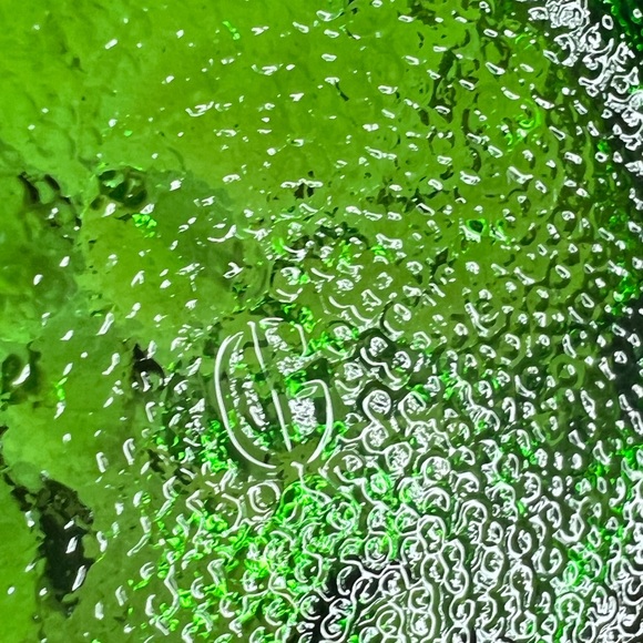 Four Indiana Style Art Green Carnival Glass 4.5” Floral Grape Small Bowls - Picture 8 of 8